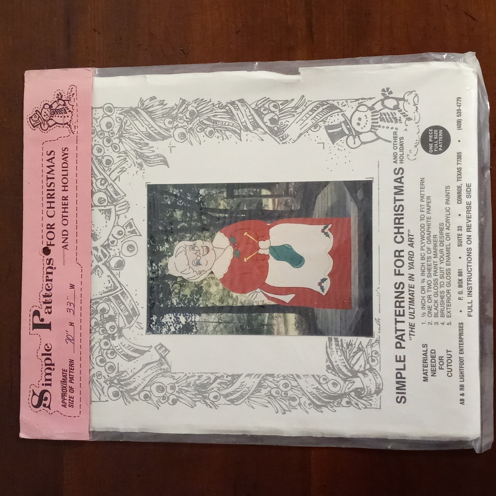 Vintage Simple Patterns for Christmas Mrs Clause Yard Art Pattern Size 70" x 33"
